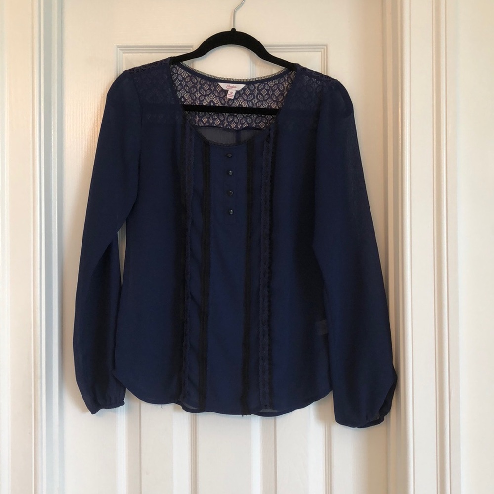 Candies like new navy and black top